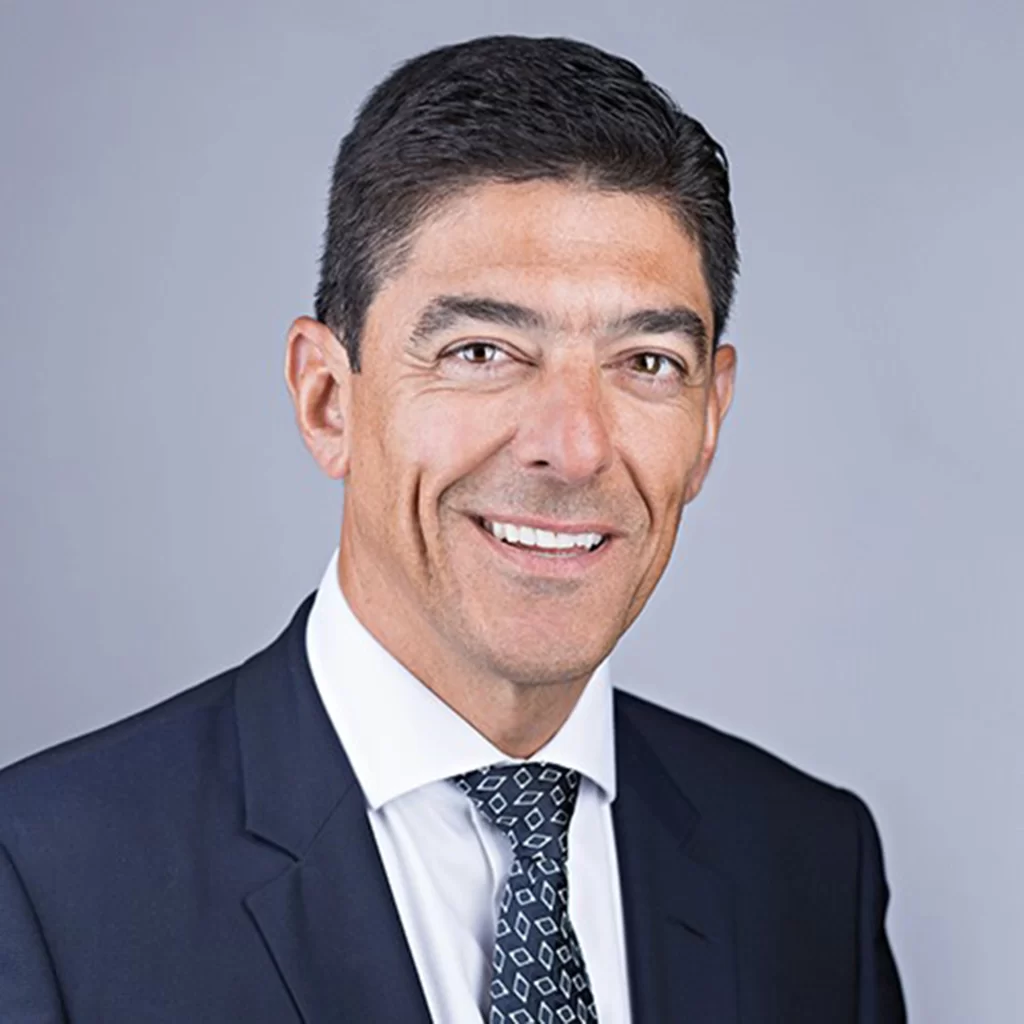 Gustavo Arnal Biography